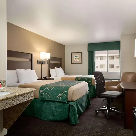 Hotel Baymont By Wyndham Glendive Extérieur photo